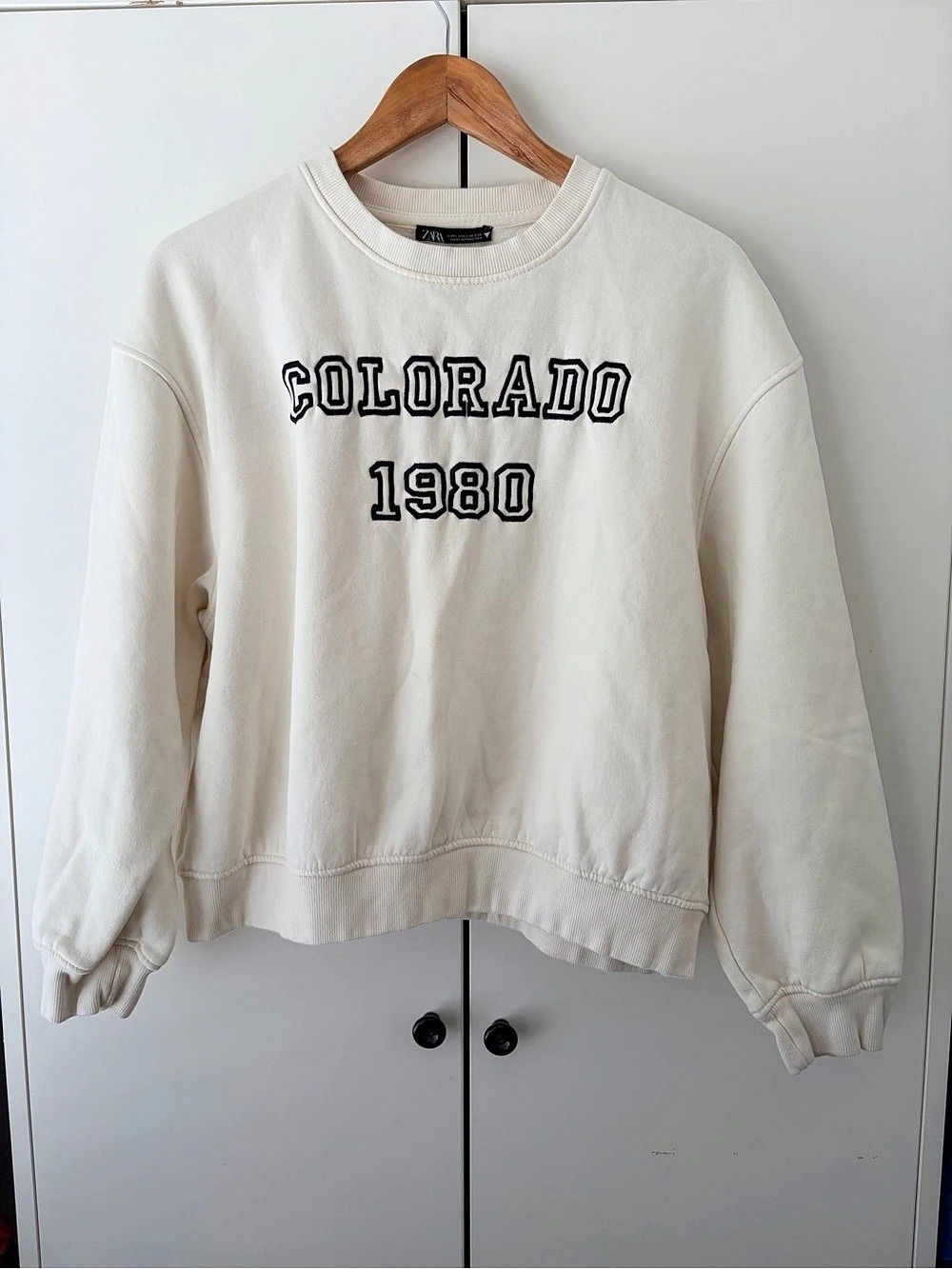 Zara Colorado 1980 Sweatshirt Cream & Black Size Medium